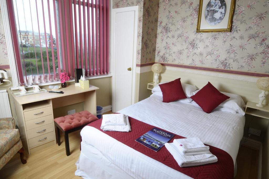 The Berwyn Guest Accommodation Blackpool Bilik gambar